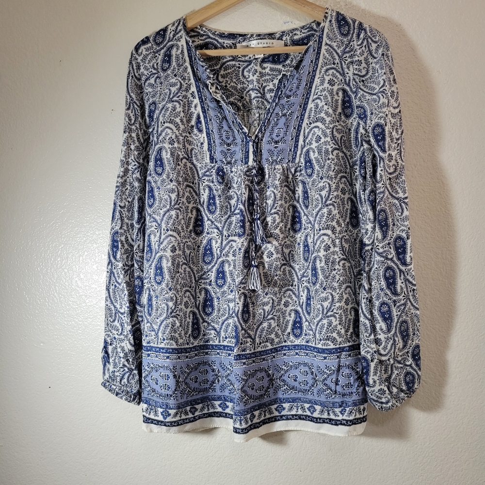 Max Studio Bule Paisley Print Long Sleeve Blouse